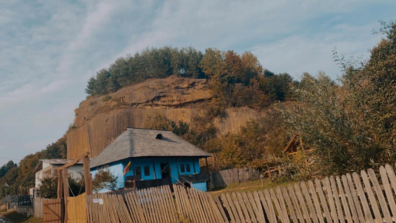 Pensiunea Colt De Rai Corbi Exteriér fotografie